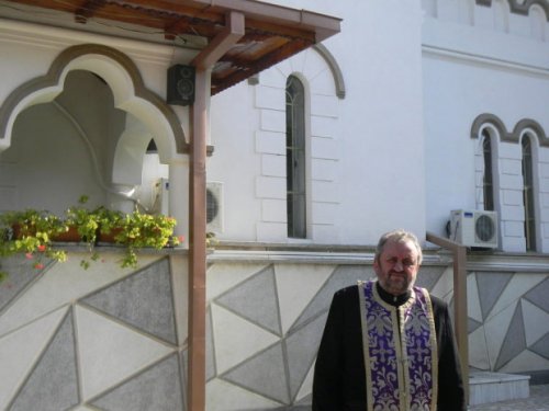 Părintele Vasile Ailioaei (1954-2020) - păstor duhovnicesc care i-a învățat pe credincioși lecția iubirii creștine Poza 152424