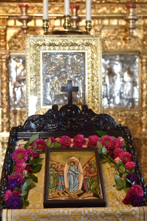 Patriarhul României la Mănăstirea Samurcăşeşti de lângă Capitală Poza 152451