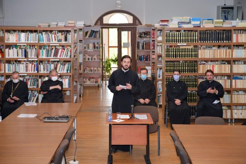 Două noi teze de doctorat la Facultatea „Justinian Patriarhul” Poza 152691