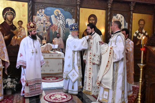 Un nou duhovnic la Facultatea de Teologie Ortodoxă din Cluj-Napoca Poza 153099