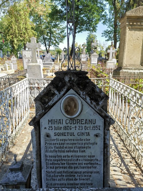 Cimitirul „Eternitatea” din Iași, un muzeu al vieților veșnice Poza 153263