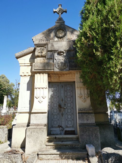 Cimitirul „Eternitatea” din Iași, un muzeu al vieților veșnice Poza 153284