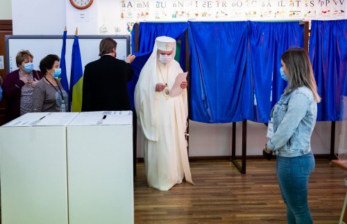 Patriarhul României a votat la alegerile locale 2020 din Bucureşti Poza 153519