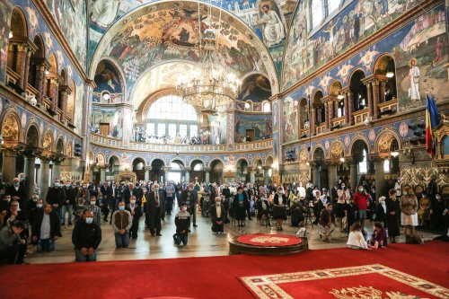 Liturghie arhierească la Catedrala Mitropolitană din Sibiu Poza 153595