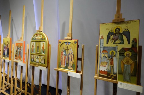 Expoziția „Icoana ortodoxă - lumina credinței” la Muzeul Satului din Capitală Poza 154072