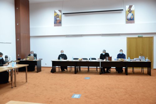 Examen pentru obținerea gradului 1 în preoție la București Poza 154391
