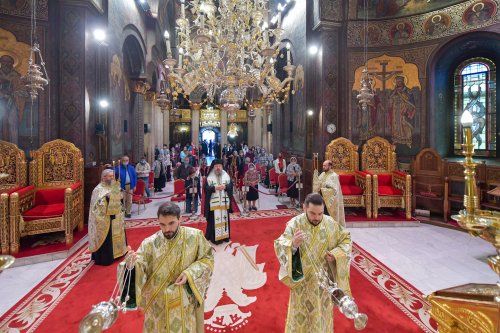 Priveghere pentru Cuvioasa Parascheva la Catedrala Patriarhală Poza 154908