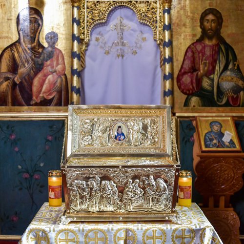 Sfințirea unei noi racle la Patriarhie pentru Mănăstirea Neamț Poza 154945