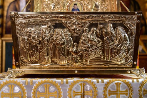 Sfințirea unei noi racle la Patriarhie pentru Mănăstirea Neamț Poza 154952