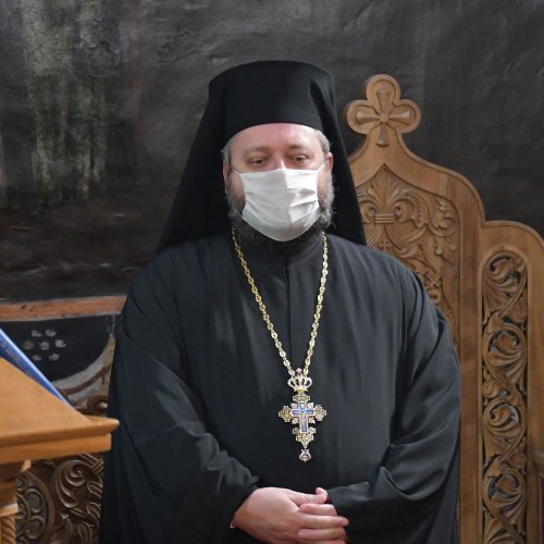 Sfințirea unei noi racle la Patriarhie pentru Mănăstirea Neamț Poza 154954