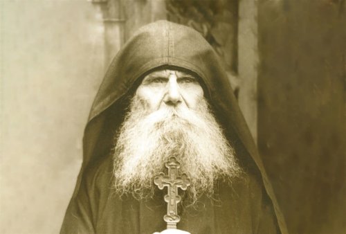 Părintele Paisie, duhovnicul compătimitor Poza 155018