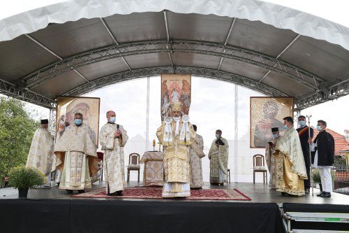Binecuvântare pentru credincioşii din Săliştea Sibiului Poza 155178
