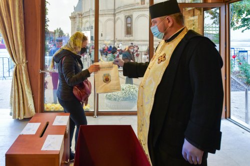 Prinos de laudă adus Mucenicului Dimitrie la Catedrala Patriarhală Poza 155684