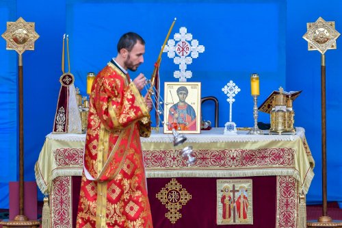 Prinos de laudă adus Mucenicului Dimitrie la Catedrala Patriarhală Poza 155705
