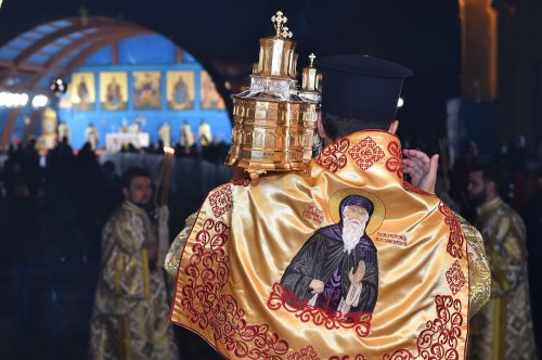Rugăciune de seară  la Catedrala Patriarhală pentru Ocrotitorul Bucureştilor Poza 155813
