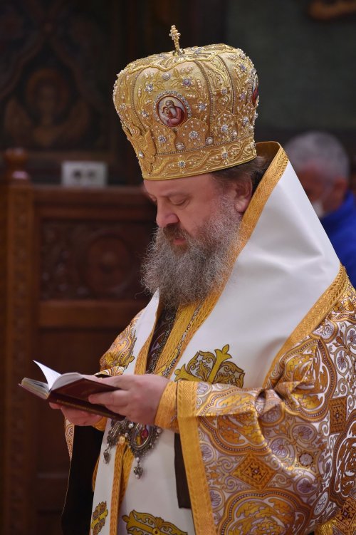 Cinstirea primului Mitropolit al Ţării Româneşti la Catedrala Patriarhală Poza 156034