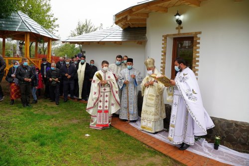 Sfinţiri de biserici și binecuvântări de aşezăminte sociale din județul Galați Poza 155953