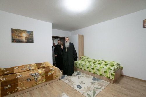 Apartament pentru femeile însărcinate aflate în situaţie de criză din Botoşani Poza 156054
