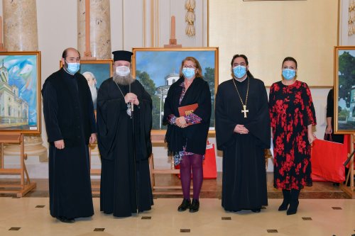 Vernisajul expoziției „Lumina spațiilor sacre” la Palatul Patriarhiei Poza 156432