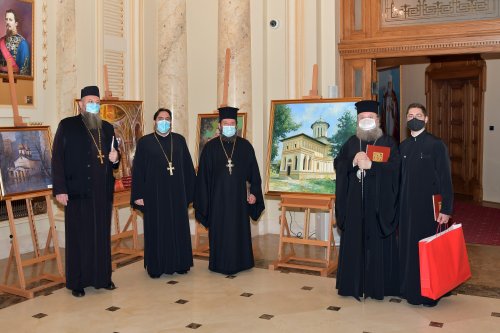 Vernisajul expoziției „Lumina spațiilor sacre” la Palatul Patriarhiei Poza 156446
