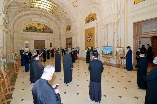 Vernisajul expoziției „Lumina spațiilor sacre” la Palatul Patriarhiei Poza 156459