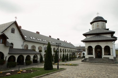 Binecuvântare la Mănăstirea Sita Buzăului, Covasna Poza 156612