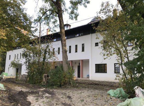 Așezământul bisericesc românesc din München, aproape de finalizare Poza 156734