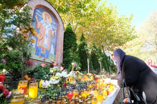 Sfântul Nectarie de la Eghina, cinstit la Mănăstirea Radu Vodă din Capitală în condiții speciale