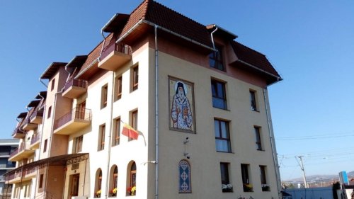 Centrul de îngrijiri paliative din Cluj-Napoca şi-a cinstit ocrotitorul Poza 157147
