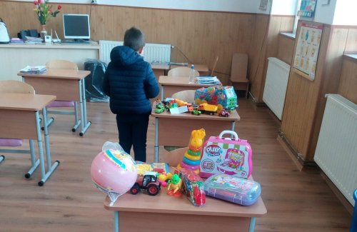 „Jucărie în pandemie”, din partea comunității brâncovenești din Făgăraș Poza 157679