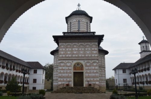 Filantropia creștină, tema sinaxei monahale din Arhiepiscopia Vadului, Feleacului și Clujului Poza 157744