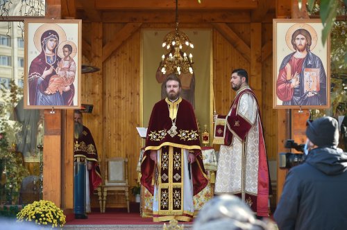 Liturghie aniversară la doi ani de la sfințirea Altarului Catedralei Naționale Poza 158268