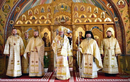 Slujire arhierească la paraclisul episcopal din Baia Mare