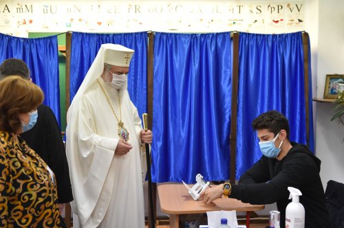 Patriarhul României a votat la alegerile parlamentare 2020 în Bucureşti Poza 158983