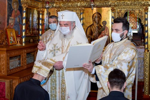 Hirotesii întru duhovnic la Reşedinţa Patriarhală Poza 159207