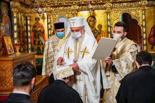 Noi preoți duhovnici pentru parohii din Arhiepiscopia Bucureștilor Poza 159332