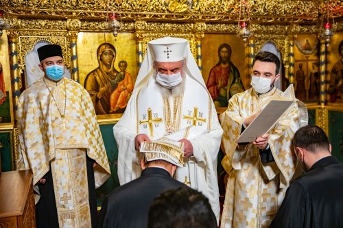 Noi preoți duhovnici pentru parohii din Arhiepiscopia Bucureștilor Poza 159335
