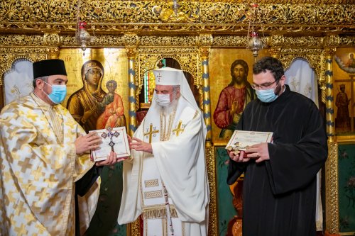 Noi preoți duhovnici pentru parohii din Arhiepiscopia Bucureștilor Poza 159345