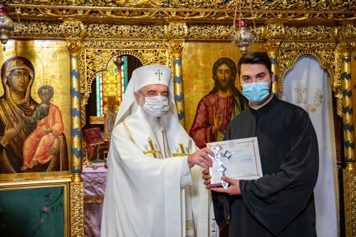 Noi preoți duhovnici pentru parohii din Arhiepiscopia Bucureștilor Poza 159347