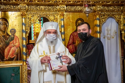Noi preoți duhovnici pentru parohii din Arhiepiscopia Bucureștilor Poza 159348