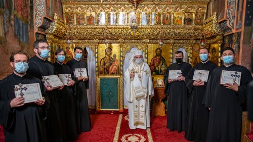 Noi preoți duhovnici pentru parohii din Arhiepiscopia Bucureștilor Poza 159359