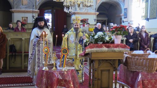 Cinstirea Sfântului Nicolae în comunităţi româneşti din diasporă Poza 159357