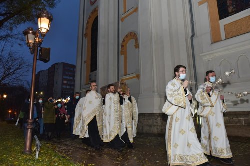 Începutul sărbătorii Sfântului Spiridon la Catedrala Mitropolitană din Bucureşti Poza 159457