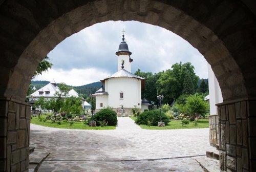 Mănăstirea Văratec - vatră de cultură Poza 159756