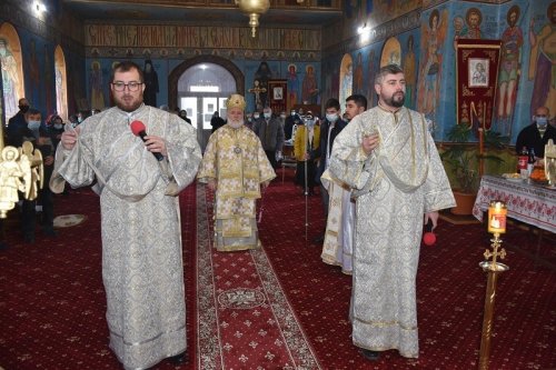Mitropolitul Dosoftei cinstit la biserici din Muntenia și Dobrogea   Poza 159771
