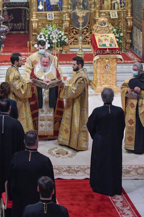 Patriarhul României și-a sărbătorit ocrotitorul spiritual Poza 160063