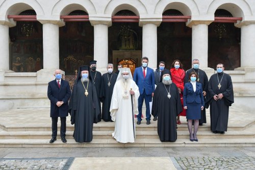 Patriarhul României și-a sărbătorit ocrotitorul spiritual