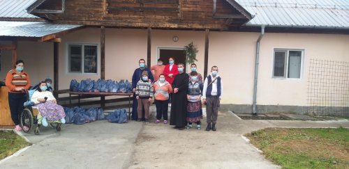 Activităţi filantropice în Arhiepiscopia Râmnicului Poza 160169