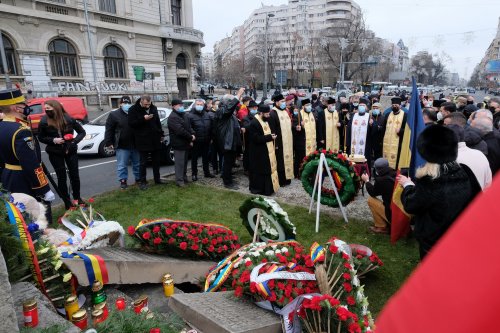 Eroii Revoluției din 1989 au fost pomeniți în Capitală  Poza 160277