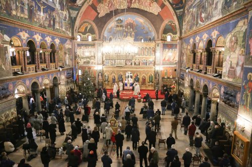 Liturghie arhierească la Catedrala Mitropolitană din Sibiu Poza 160322